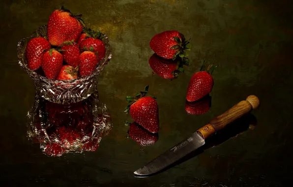 Reflection, the dark background, table, strawberry, knife, crystal, still life, vase