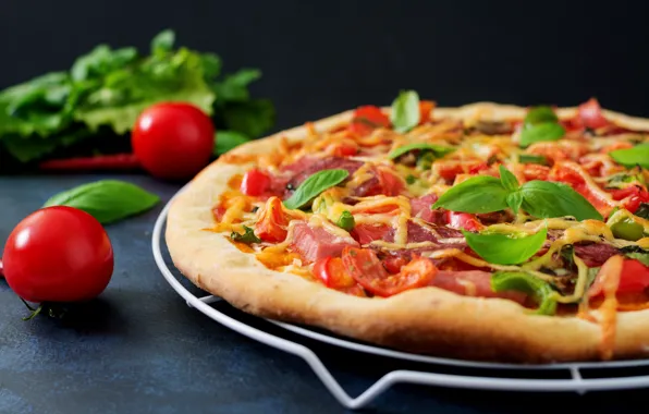 Greens, pizza, tomato