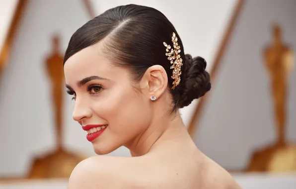 Look, pose, smile, back, makeup, actress, profile, singer