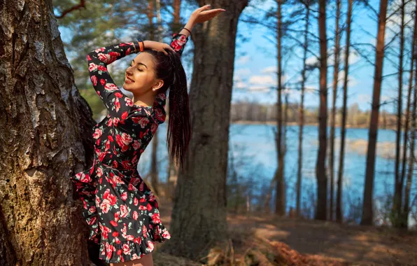 Picture the sun, trees, pose, river, model, portrait, makeup, figure