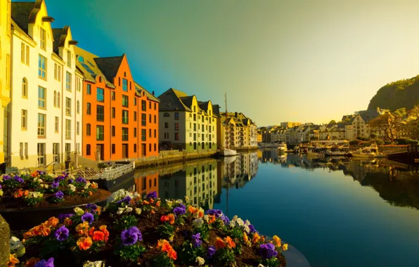 Picture building, Norway, channel, Norway, Ålesund, Alesund, Aalesund, More and Romsdal