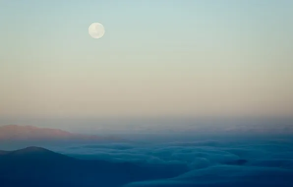 Picture the sky, clouds, mountains, the moon