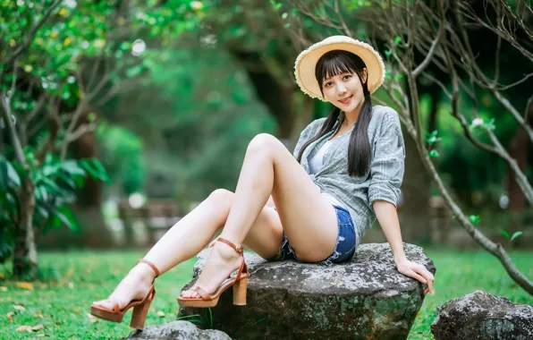 Picture shorts, hat, shirt, legs, Asian