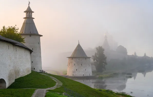 Picture city, Russia, fortress, fog, Pskov