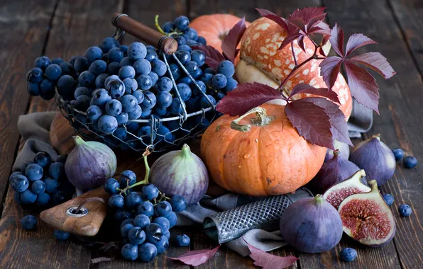 Picture grapes, pumpkin, figs
