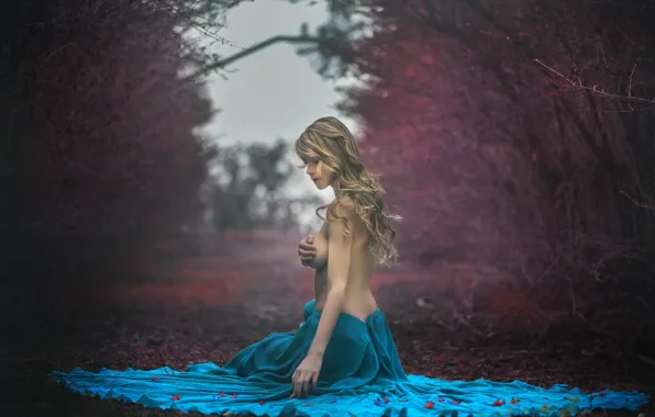 BLONDE, PETALS, FOREST, CHEST, DRESS
