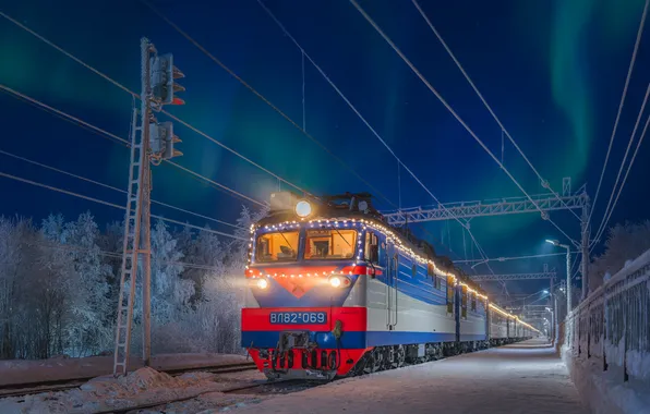 Picture winter, snow, wire, train, the platform, locomotive, illumination, Sergey Krylov