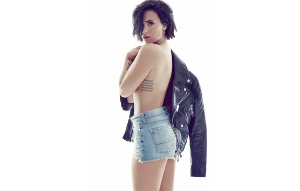 Look, shorts, figure, actress, brunette, tattoo, jacket, hairstyle