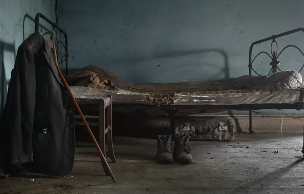 Bed, boots, chair, cane, suitcase, jacket, naturalism