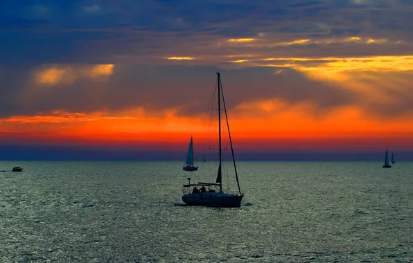 Sea, the sky, clouds, sunset, boats, sail