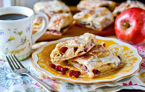 Tea, apples, cakes, Apple-cranberry pie