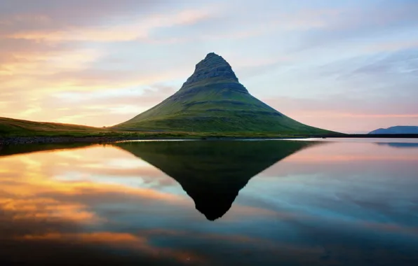 Picture the sky, water, sunset, reflection, mountain, Iceland, Scandinavia, extinct volcano