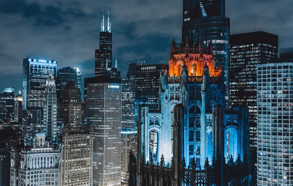 Night, the city, home, Chicago, USA