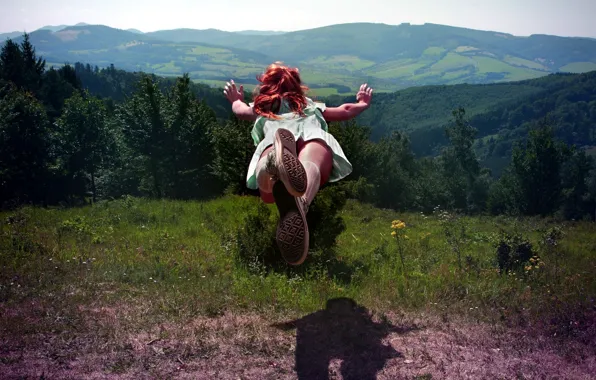 Picture GIRL, FOREST, NATURE, HILLS, GRASS, MOUNTAINS, FLIGHT, GREENS