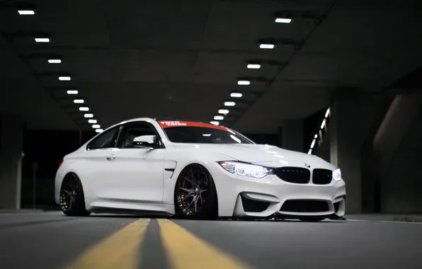 Picture BMW, F82, M4