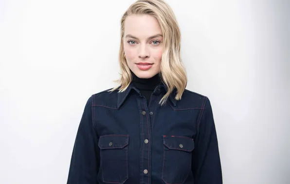 Portrait, actress, blonde, white background, shirt, beauty, Margot Robbie, Margot Robbie