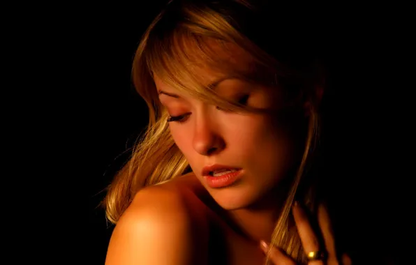 Face, the dark background, portrait, actress, blonde, Olivia Wilde, Olivia Wilde