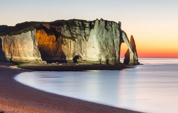 Picture landscape, Normandy, Etretat Cliff by Night