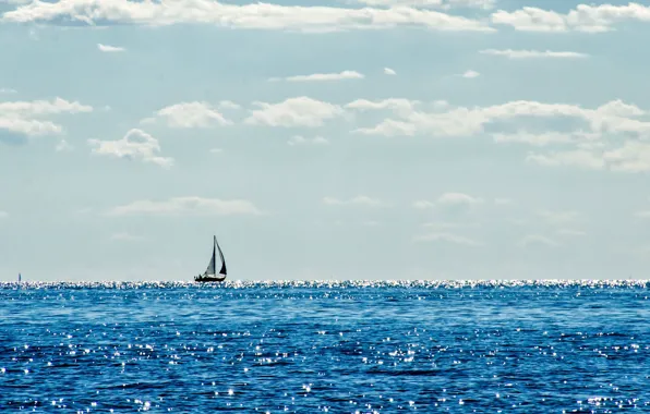 The sky, clouds, the ocean, perfume, yacht, sail, sea, blue