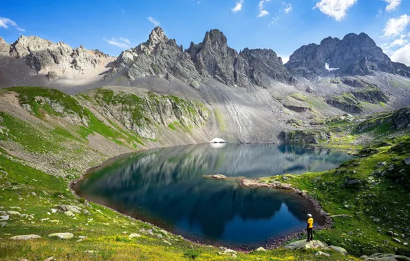 Picture mountains, shore, people, pond