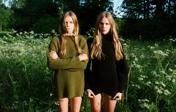 Summer, grass, Girls, beauty, girls, natural beauty, girls in sweaters