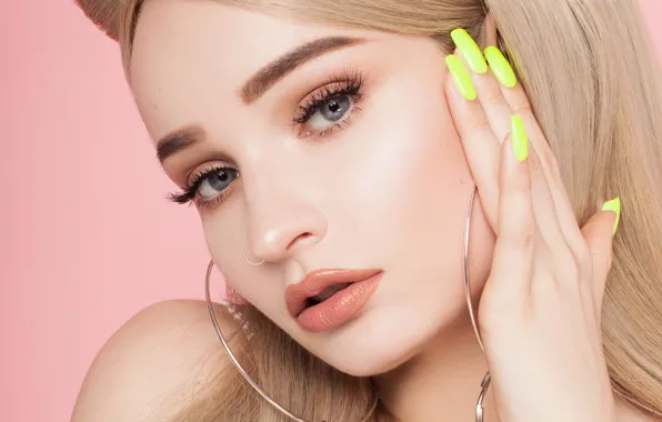 Look, girl, face, eyelashes, nails, manicure, Kim Petras