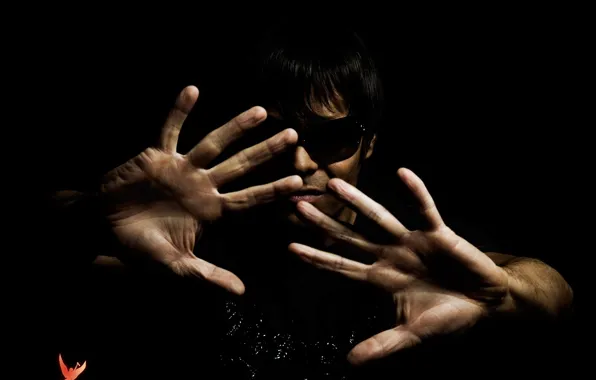 Picture darkness, music, black, hands, trance, glasses, house, musician