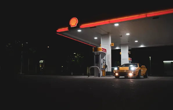 Picture Lotus, Esprit, gas station, Lotus Esprit V8
