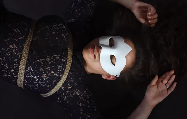 Chest, girl, pose, hands, rope, mask, lies, white