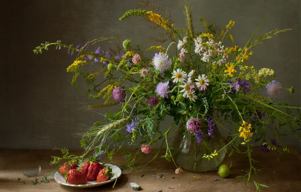 Flowers, berries, chamomile, bouquet, yellow, spikelets, strawberry, clover