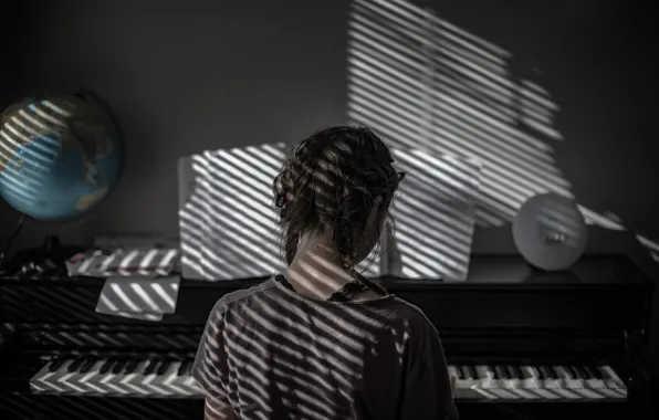 Keys, girl, braids, piano