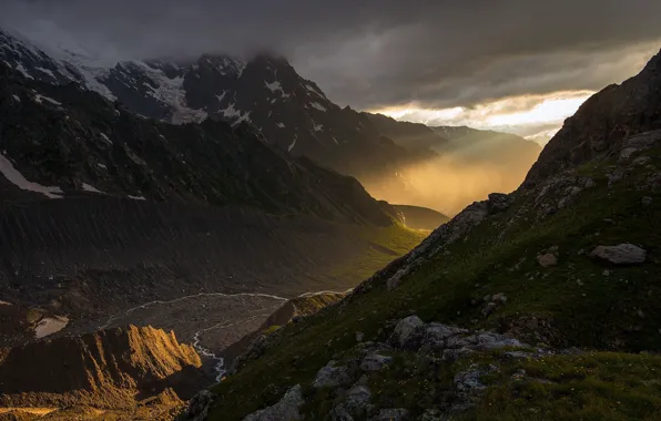 Picture the sky, mountains, clouds, nature, rocks, Russia, Russia, rays of light