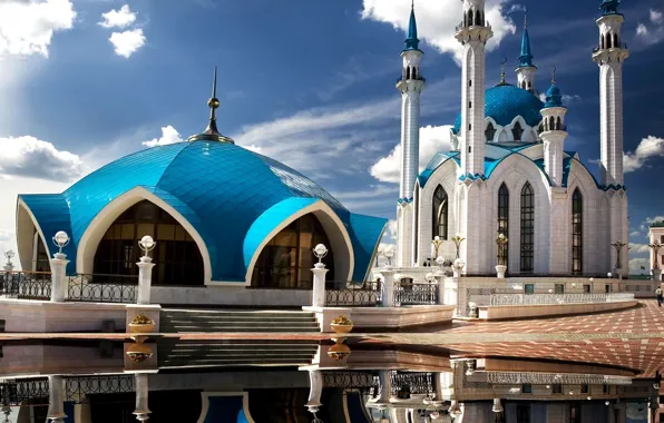 The sky, clouds, reflection, the Kremlin, mosque, Kazan, Tatarstan, Kul-Sharif