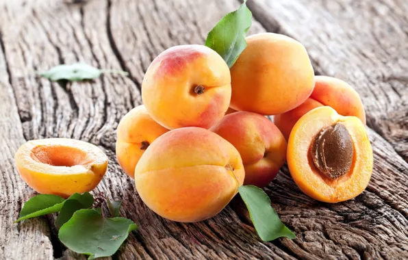 Wood, apricots, the ripe fruit