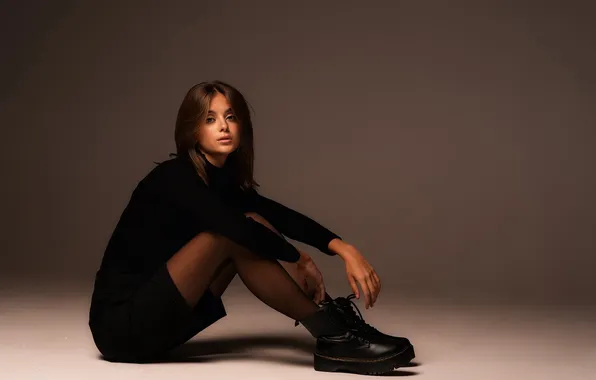 Girl, sweetheart, model, Shorts, Wallpaper, brown hair, beautiful, Tights