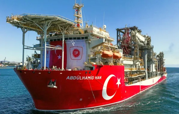Turkey, the ship, drilling equipment