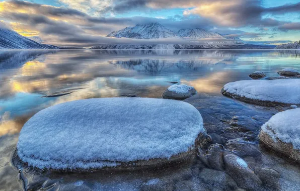 Picture Canada, Yukon, lake Kathleen, National Park Clean