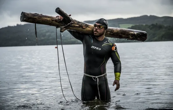 Water, tree, muscles, diver