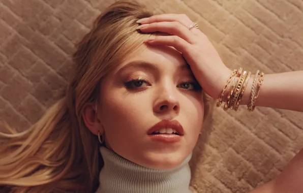 Picture look, girl, decoration, face, hair, hands, lips, Sydney Sweeney