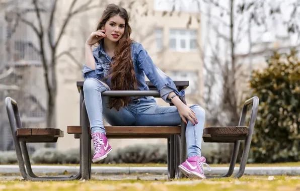 Girl, sexy, model, jeans, sneakers