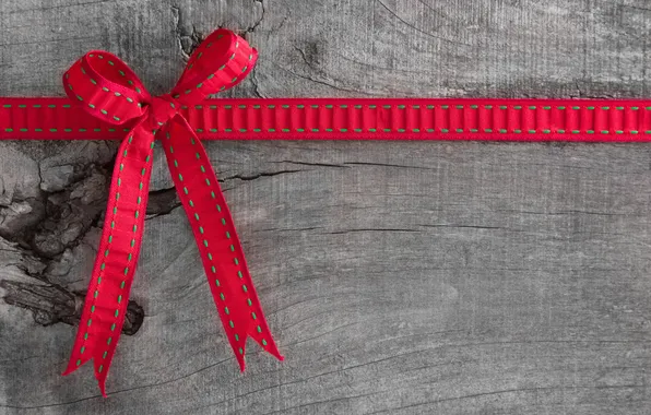 Wood, pattern, bow, red cloth