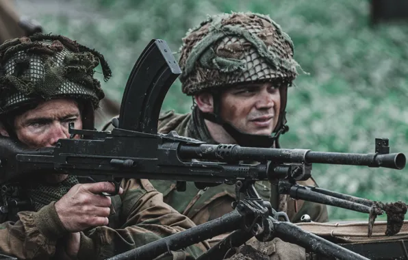 Army, soldiers, machine gun