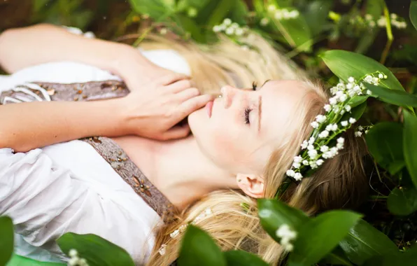 Greens, girl, flowers, face, pose, eyelashes, sweetheart, sleep