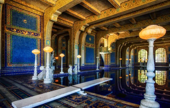 Picture lights, CA, USA, the Roman pool, Hearst castle