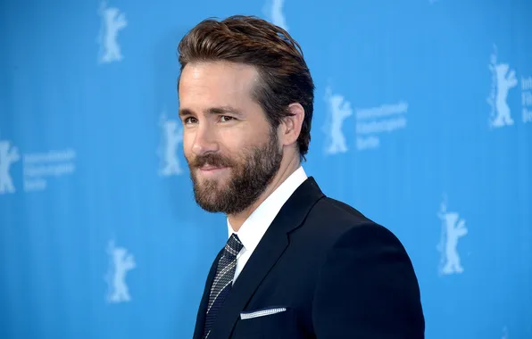 Background, portrait, costume, Ryan Reynolds, Ryan Reynolds, actor