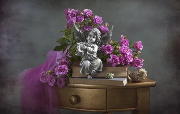 Table, roses, angel, shell, figurine