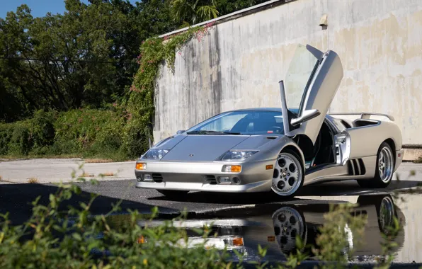 Download Wallpaper Lamborghini Lamborghini Diablo Front View Lamborghini Diablo Vt Roadster