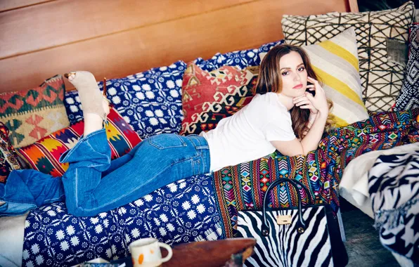 Picture model, jeans, pillow, makeup, actress, t-shirt, hairstyle, lies