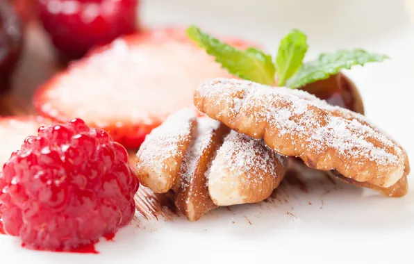 Berries, raspberry, cookies, cakes, powdered sugar