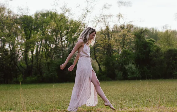 Grass, girl, dress, sundress, step